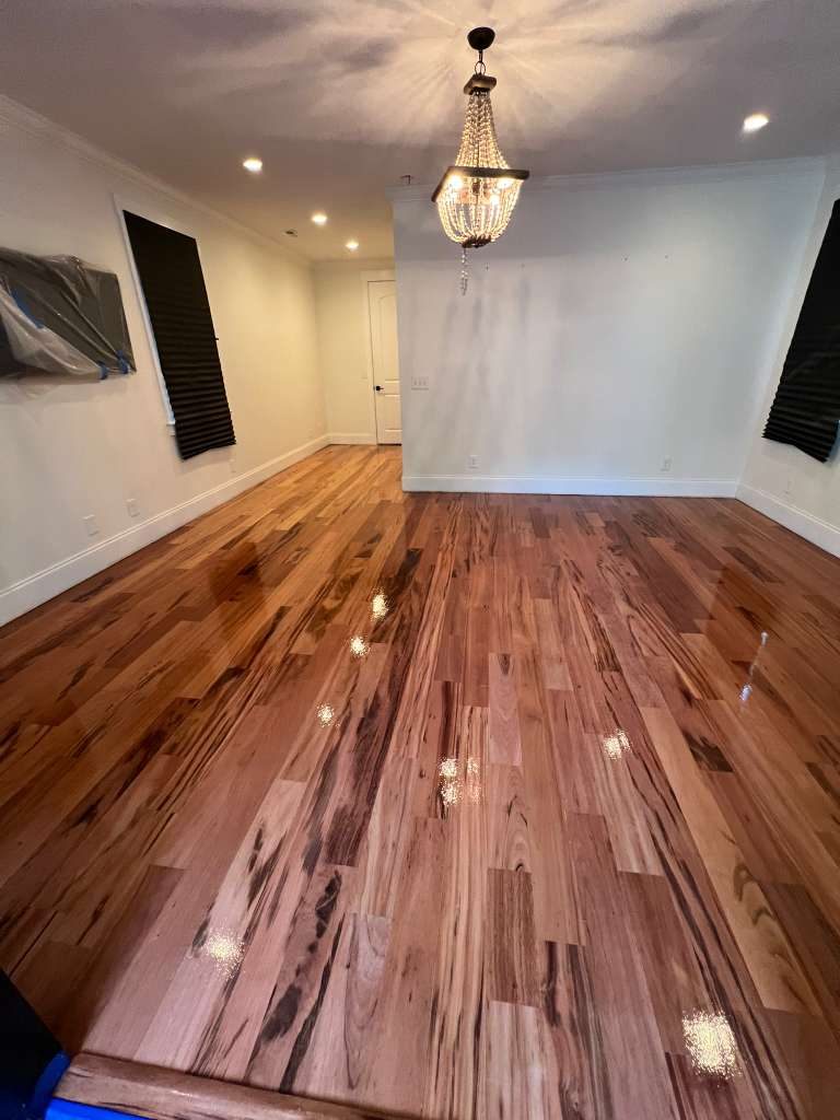 Red oak bedroom floor with natural light finish